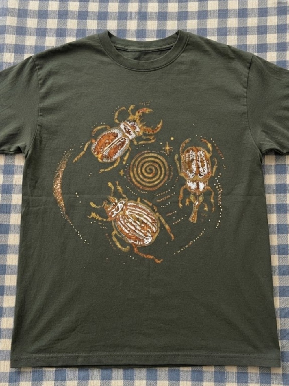 Forest Green Beetle Graphic Tee Gildan Oversized Size L